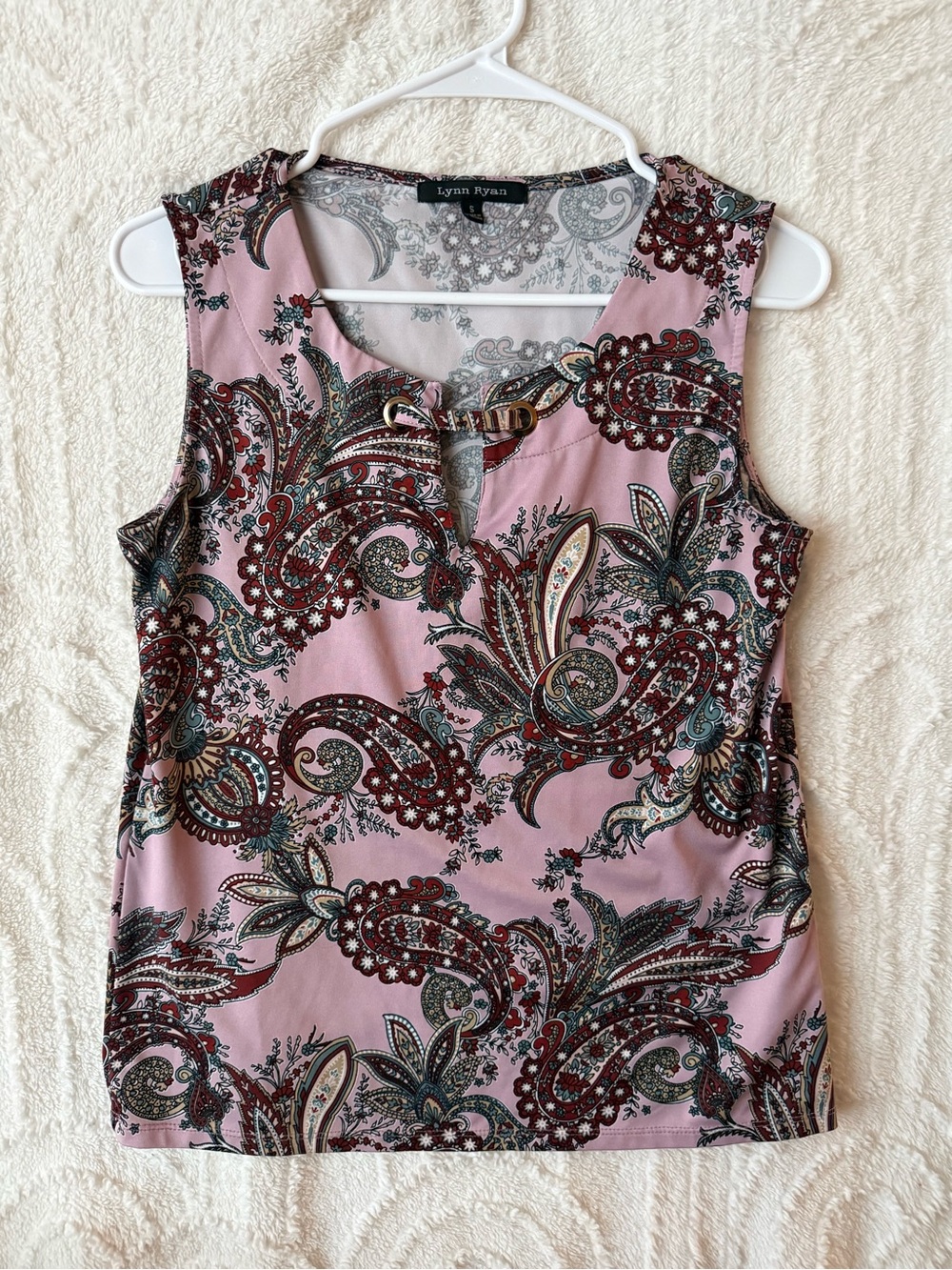 Lynn Ryan Pink Paisley Sleeveless Keyhole Blouse